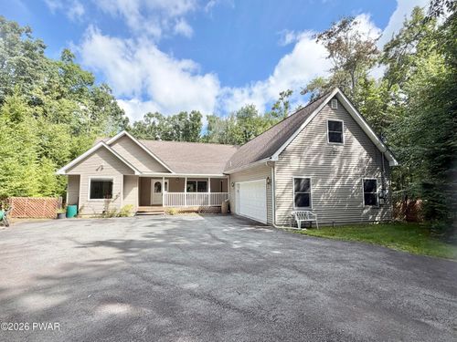 809 Maple Leaf Ct, Lords Valley, PA, 18428 | Card Image