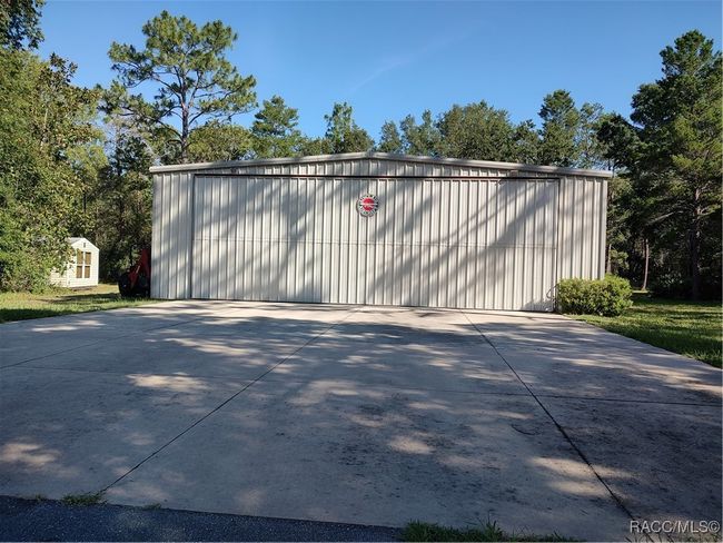 7802 Fairwind Loop, House other with 3 bedrooms, 2 bathrooms and 2 parking in Hernando FL | Image 48