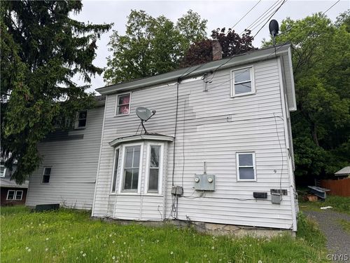 9 Green St, Mohawk, NY, 13407-1307 | Card Image