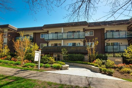 302-2250 Oxford Street, Vancouver, BC, V5L1G1 | Card Image