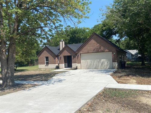 206 E Grayson St, Leonard, TX, 75452-2916 | Card Image