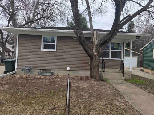 409 N Rosa Road, Madison, WI, 53705-2659 | Card Image