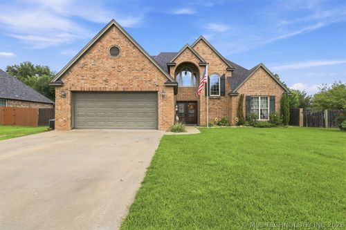 1002 Beretta Blvd, Durant, OK, 74701-7849 | Card Image