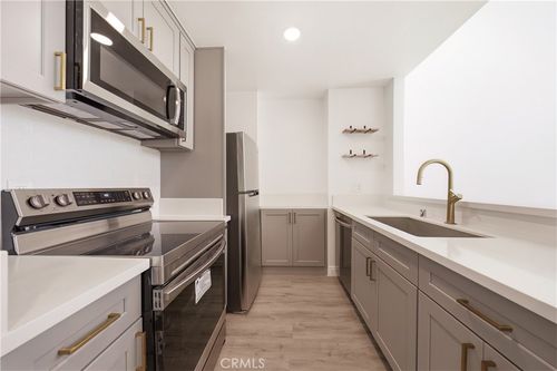 b-802 Coriander Dr, Torrance, CA, 90502-3078 | Card Image