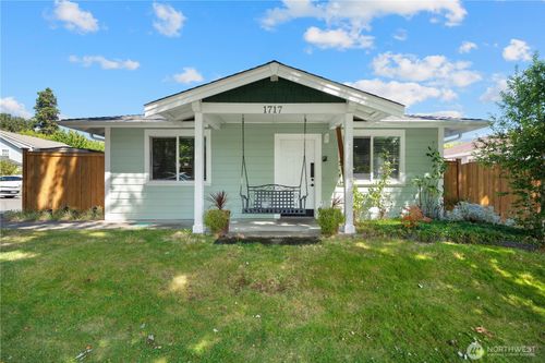 1717 E 42nd St, Tacoma, WA, 98404-4608 | Card Image