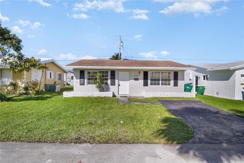 2709 Nw 54th St, Tamarac, FL, 33309-2549 | Card Image
