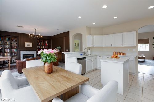 8204 Burgesshill Ave, Las Vegas, NV, 89129-2162 | Card Image