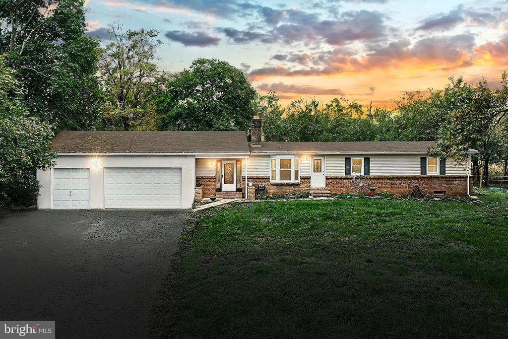 Bowers Bridge Rd, Manchester, PA 17345