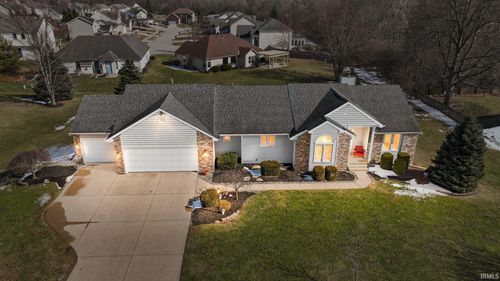 11224 Millstone Dr, Fort Wayne, IN, 46818-9582 | Card Image