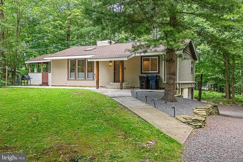 113 Birchwood Rd, Blakeslee, PA, 18610-8802 | Card Image