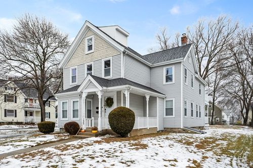 2-135 Cottage St, Norwood, MA, 02062-2135 | Card Image