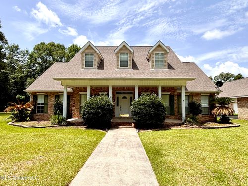 122 Doug Lee Rd, Picayune, MS, 39466-9276 | Card Image