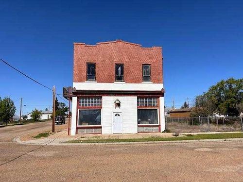 221 Main St, Craigmyle, AB, T0J0T0 | Card Image