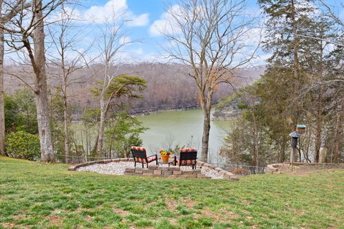 512 Water Cliff Dr, Somerset, KY, 42503-5392 | Card Image