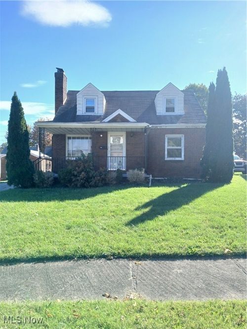 1351 Douglas Ave, Youngstown, OH, 44502-2815 | Card Image