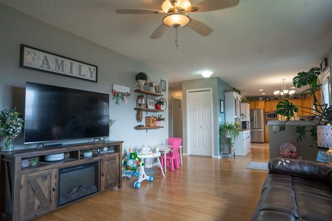 521 Partridge Crescent, House other with 3 bedrooms, 2 bathrooms and 16 parking in Pelican Point AB | Image 23