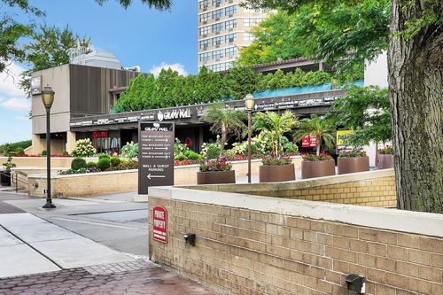 7000 Kennedy Blvd, Guttenberg, NJ, 07093-4818 | Card Image