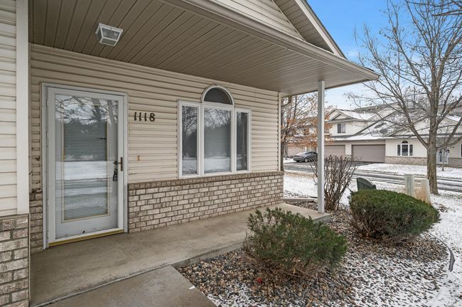 1118 Crystal Pl W, Townhouse with 2 bedrooms, 2 bathrooms and null parking in Chaska MN | Image 29