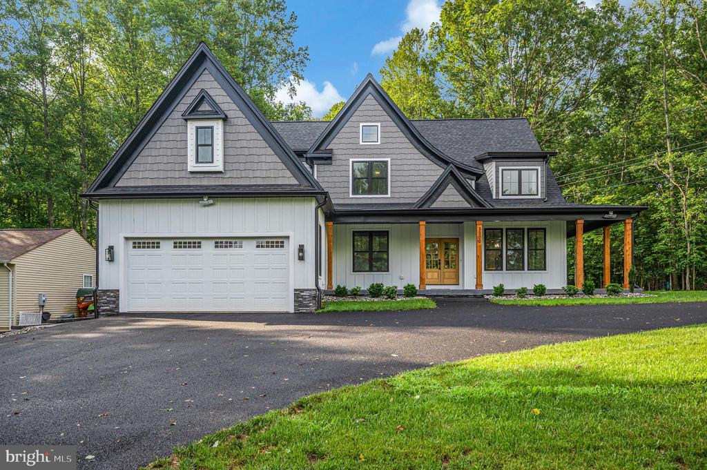 Residential in LOCUST GROVE 5