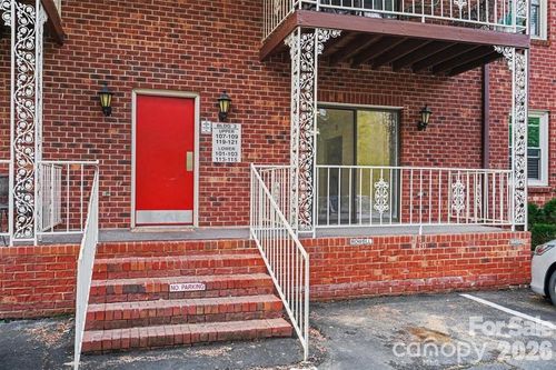 103 Carriage House Dr, Kannapolis, NC, 28081-7162 | Card Image