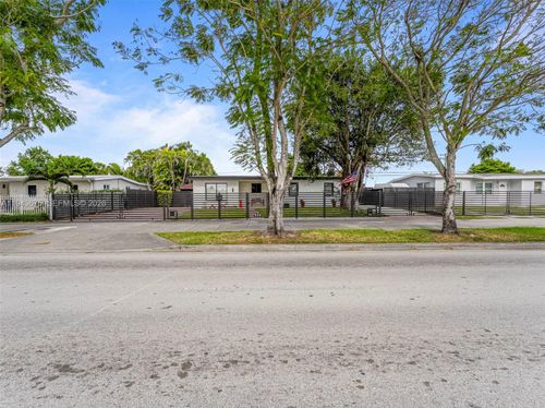 11415 Sw 56th St, Miami, FL, 33165-6808 | Card Image