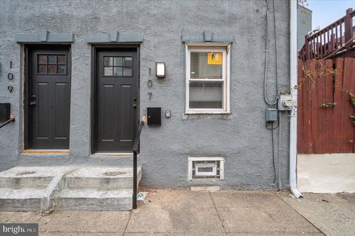 107 W Thompson St, PHILADELPHIA, PA, 19122-4621 | Card Image