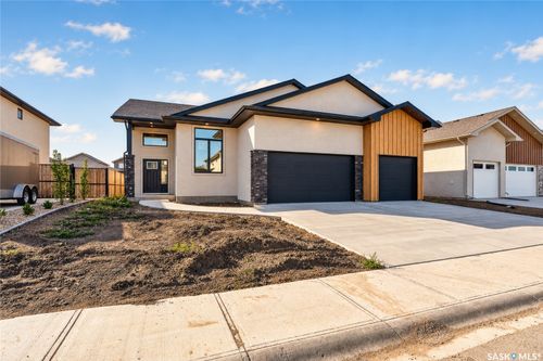 1714 Hayes Lane, Moose Jaw, SK, S6J0B6 | Card Image