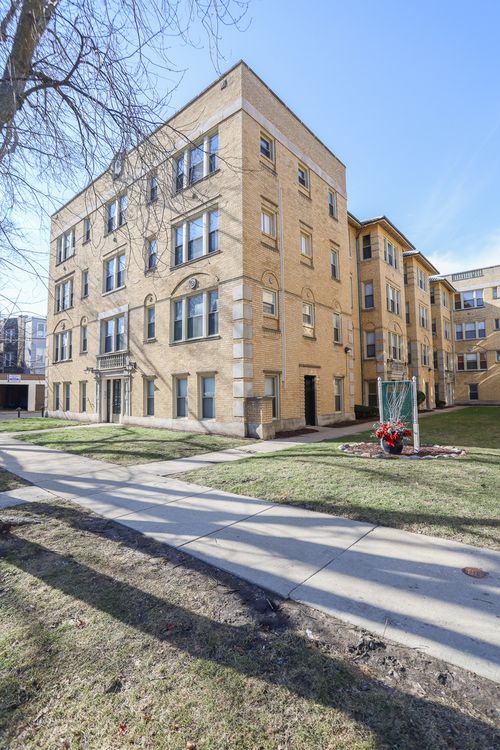 apt-1w-7518 N Seeley Ave, Chicago, IL, 60645-2133 | Card Image