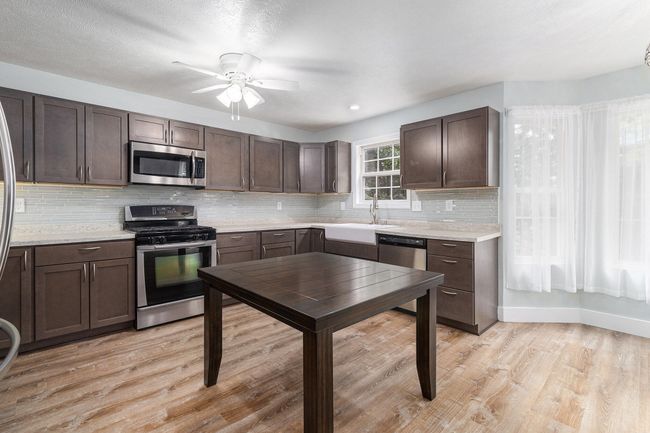 277 Fairway Ct, House other with 4 bedrooms, 4 bathrooms and null parking in Plainwell MI | Image 8