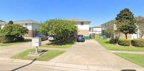 300 Clemson Dr, Kenner, LA, 70065-5801 | Card Image