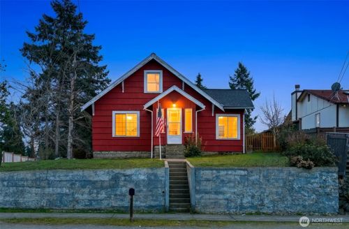 1105 S Orchard St, Tacoma, WA, 98465-2439 | Card Image