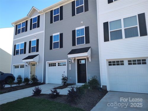 8031 Sinnet Pl, Charlotte, NC, 28269-5353 | Card Image