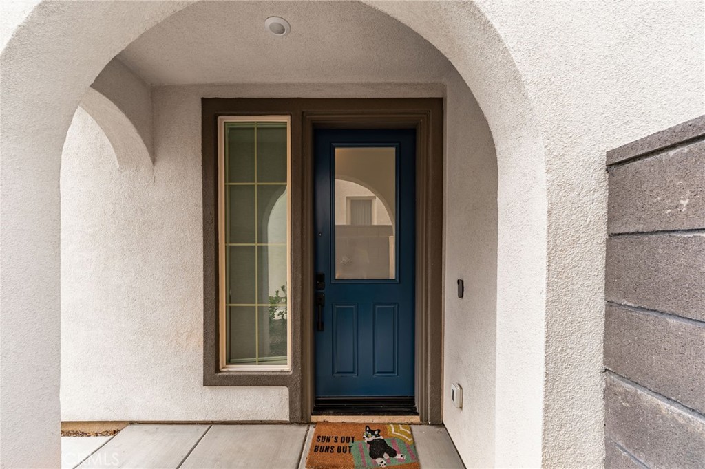 Residential in Fontana 5