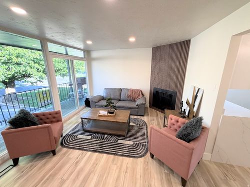 4-127 E 1100 N, Bountiful, UT, 84010-4541 | Card Image