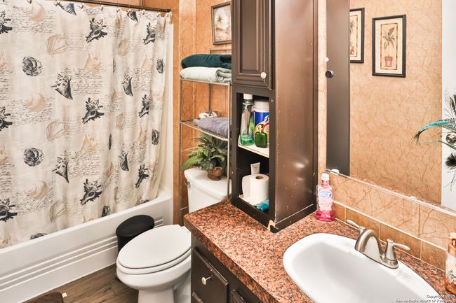 22902 Sweet Liberty, House other with 3 bedrooms, 5 bathrooms and null parking in Elmendorf TX | Image 11