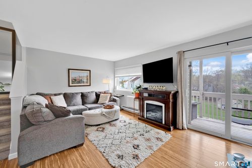 86-85 N Main St, East Hampton, CT, 06424-1463 | Card Image