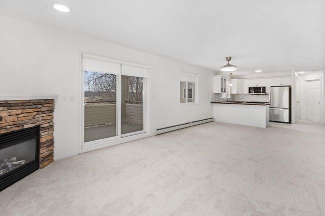 2205 - 7451 Springbank Blvd Sw, Condo with 2 bedrooms, 2 bathrooms and 1 parking in Calgary AB | Image 21