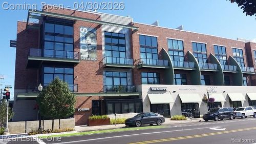 215-211 E 9 Mile Rd, Ferndale, MI, 48220-1967 | Card Image