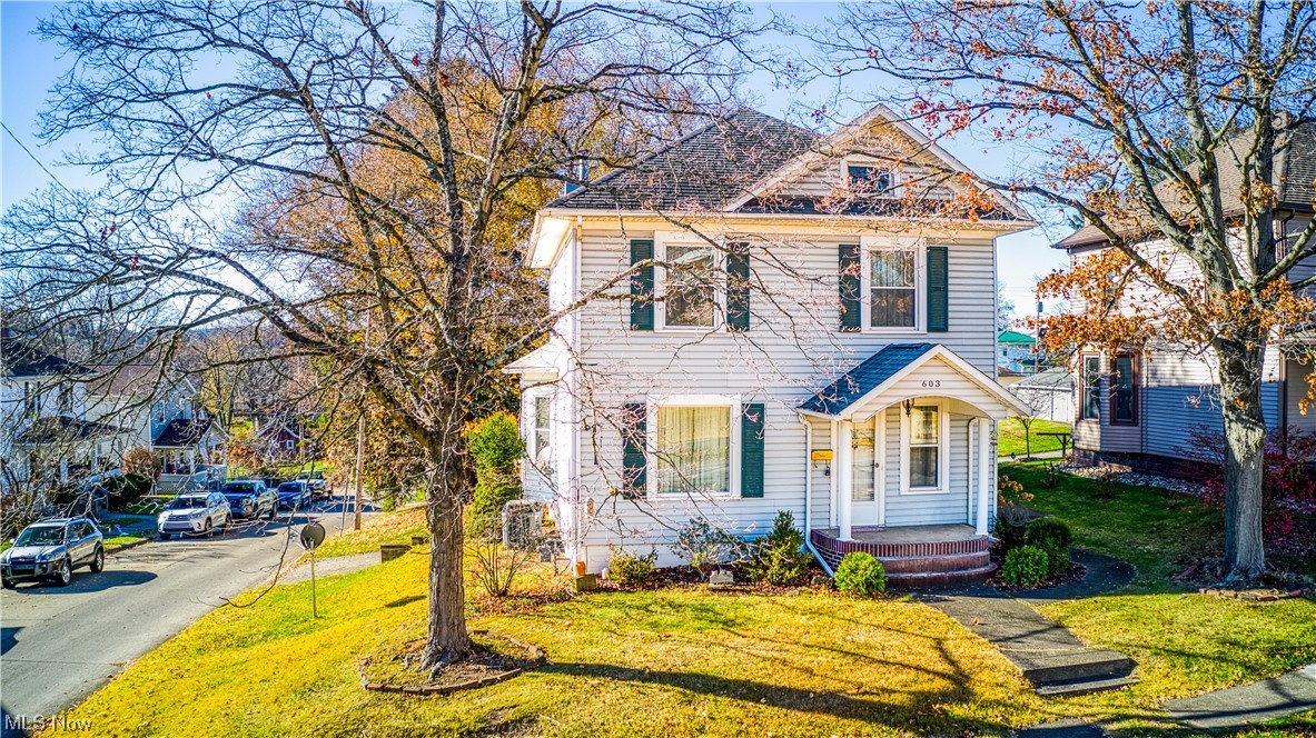 6th St, Cambridge, OH 43725