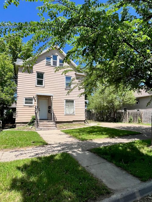 220 5th Ave Sw, ABERDEEN, SD, 57401-4076 | Card Image