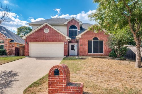 3902 Amy Ct, Arlington, TX, 76016-2964 | Card Image
