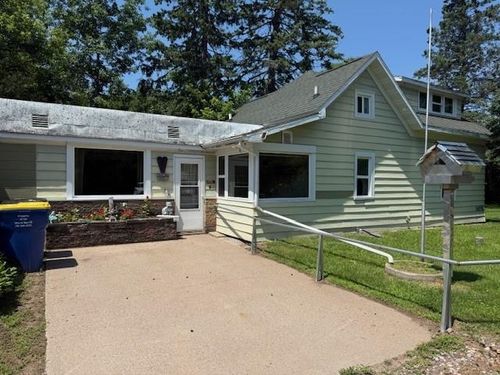 2111 Logan Ave, Merrill, WI, 54452-2721 | Card Image