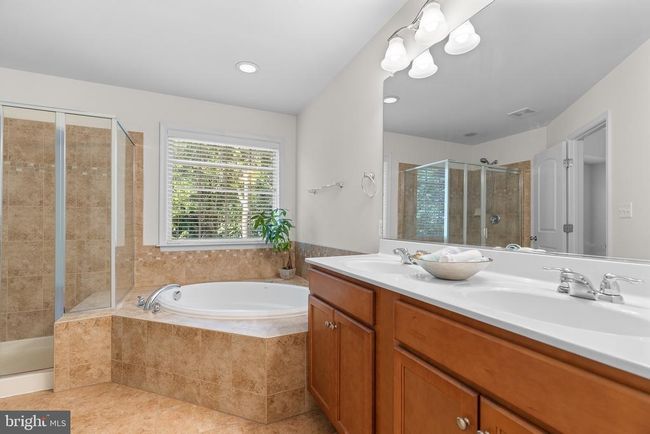 154 Cambridge Way, Townhouse with 4 bedrooms, 4 bathrooms and null parking in Warrenton VA | Image 31