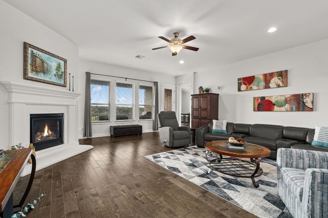 3224 Desert Shade Bnd, House other with 3 bedrooms, 3 bathrooms and null parking in Leander TX | Image 9