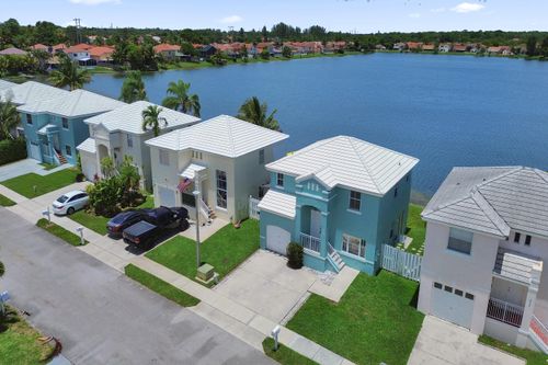 6733 Bayfront Dr, Margate, FL, 33063-7090 | Card Image