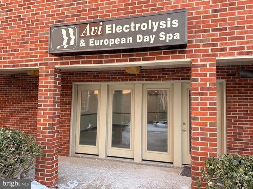 ste-b-10130 Colvin Run Rd, GREAT FALLS, VA, 22066-1839 | Card Image