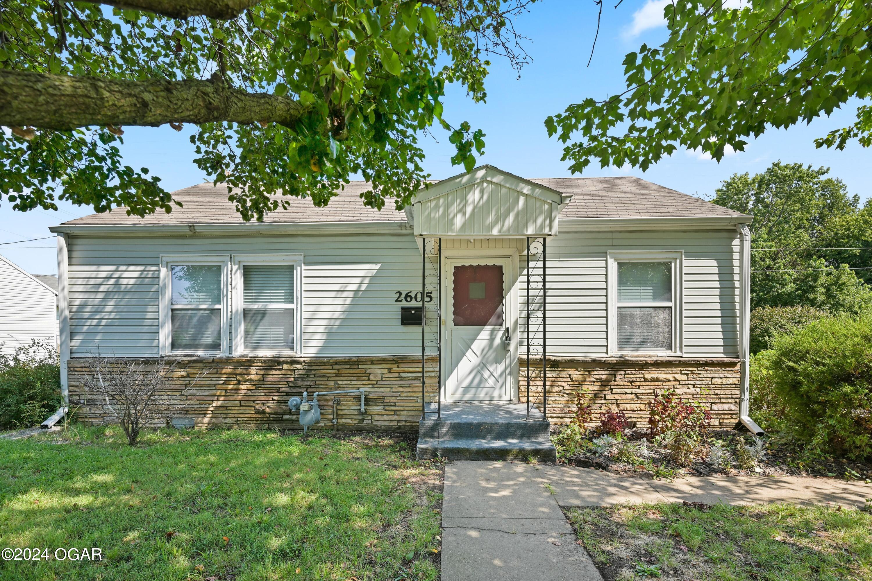 2605 E 11th Street, For Sale in Joplin Zoocasa