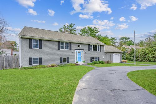 153 Hickory Hill Cir, Osterville, MA, 02655-1322 | Card Image