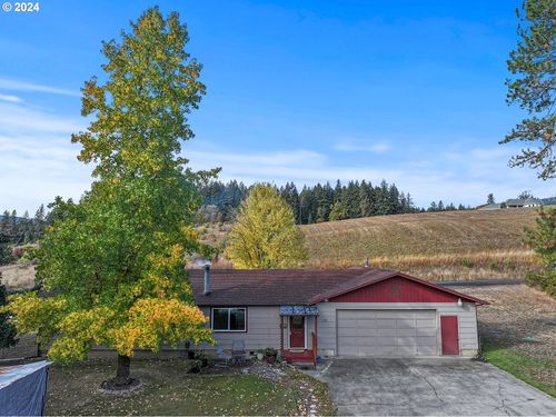 110 2nd St, Husum, WA, 98623 | Card Image