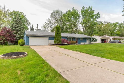 5311 Cambourne Pl, West Bloomfield, MI, 48322-4102 | Card Image
